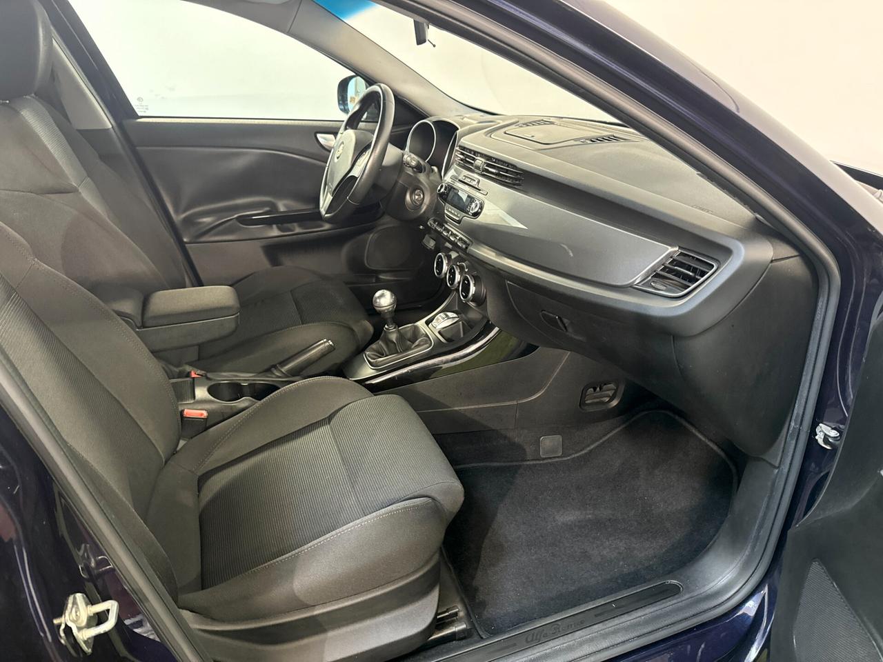Alfa Giulietta 1.6 JTDm Distinctive SENSORI PARCHEGGIO