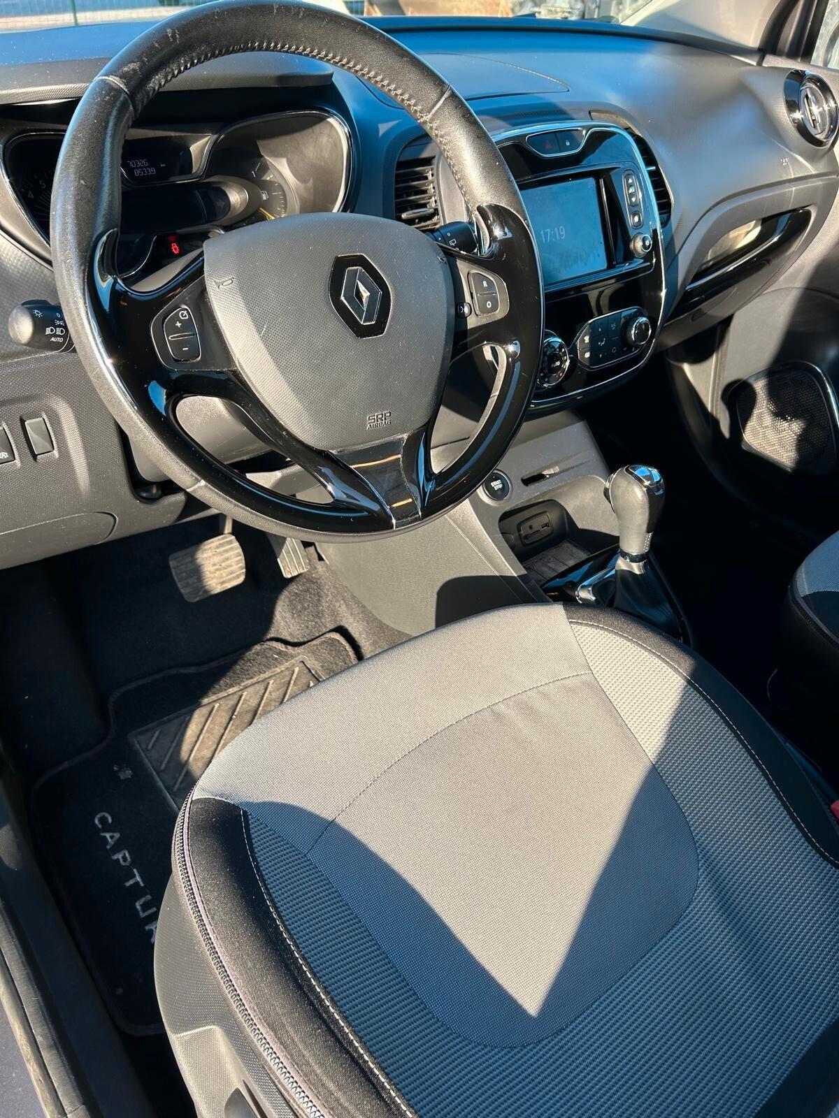 Renault Captur TCe 120 CV EDC Start&Stop Energy Intens 1.2 BENZINA Automatica Ok Neo patentati