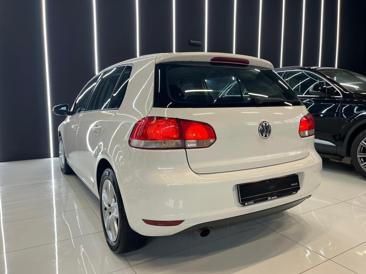 Volkswagen Golf 1.6 TDI DPF 5p. Comf. BlueM. Tech. OK NEOPATENTATI