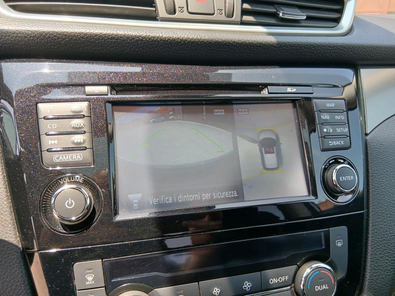Nissan Qashqai 1.5 dCi N-Connecta
