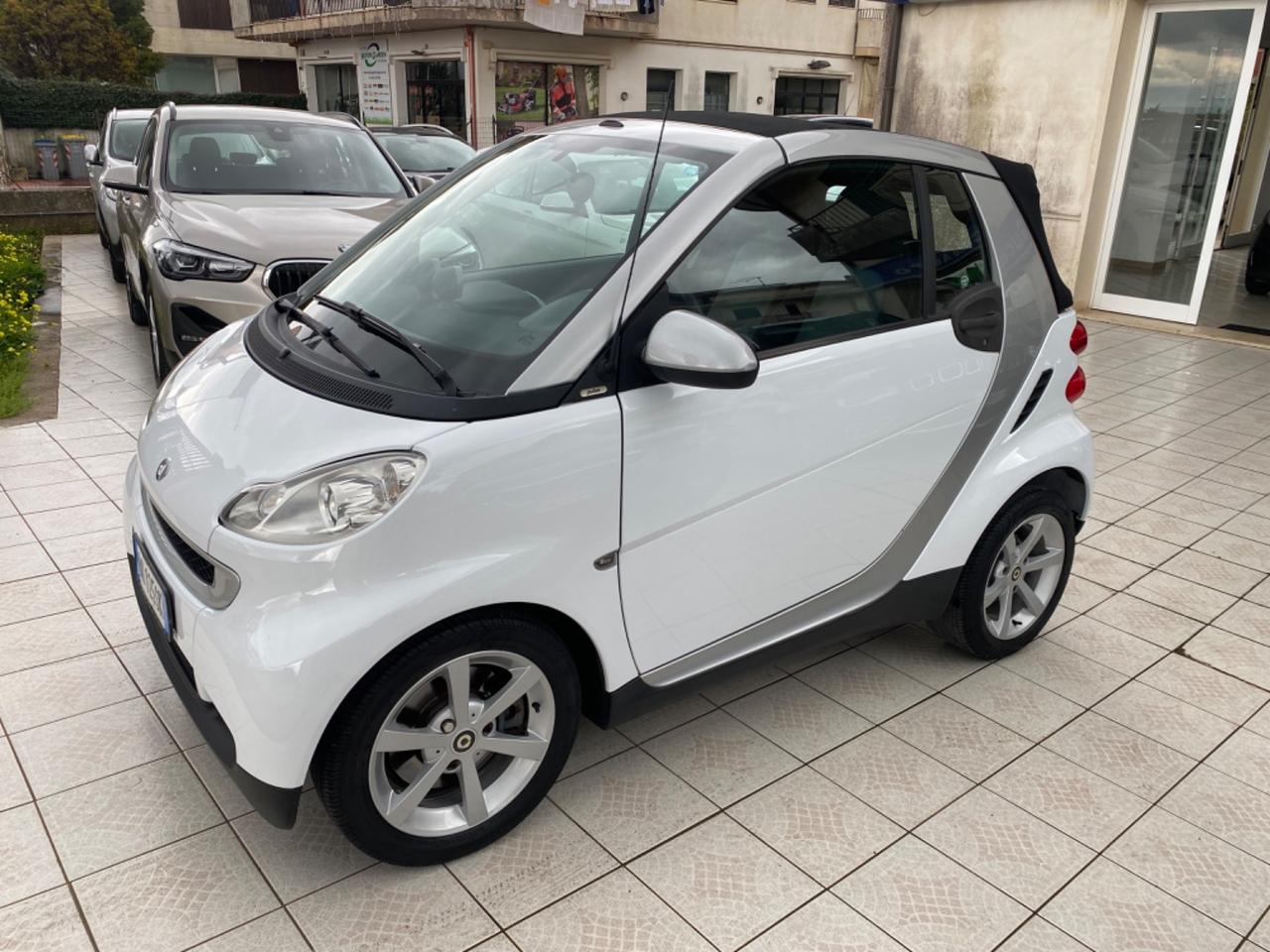 Smart ForTwo 1000 62 kW cabrio pulse