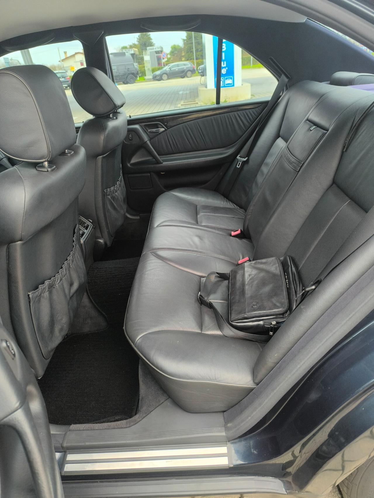 Mercedes-benz E 200 cat Avantgarde