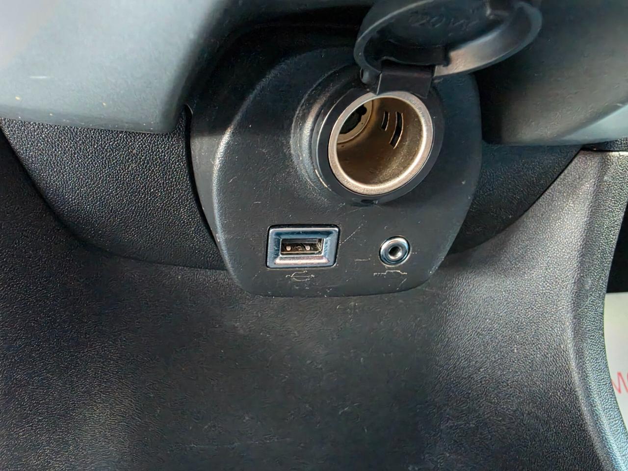 Peugeot 108 1,0 benzina 02/2018 Cv69 AUTOMATICA