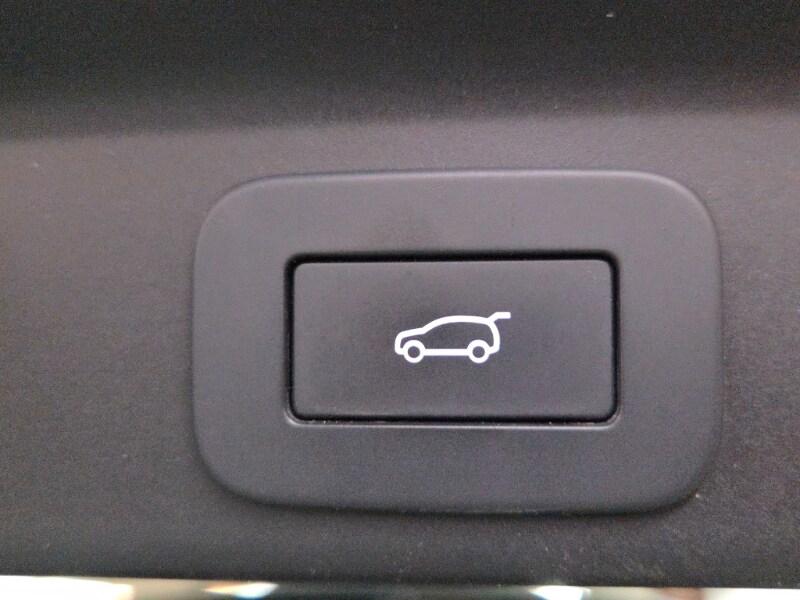 JAGUAR F-Pace (X761) F-Pace 2.0 D 204 CV ...