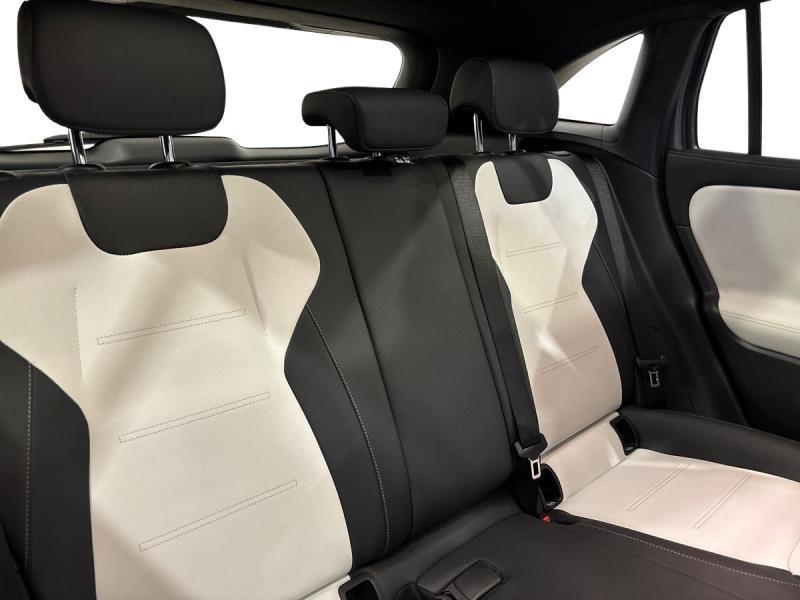 Mercedes GLA 220 220 D Premium 8G-DCT