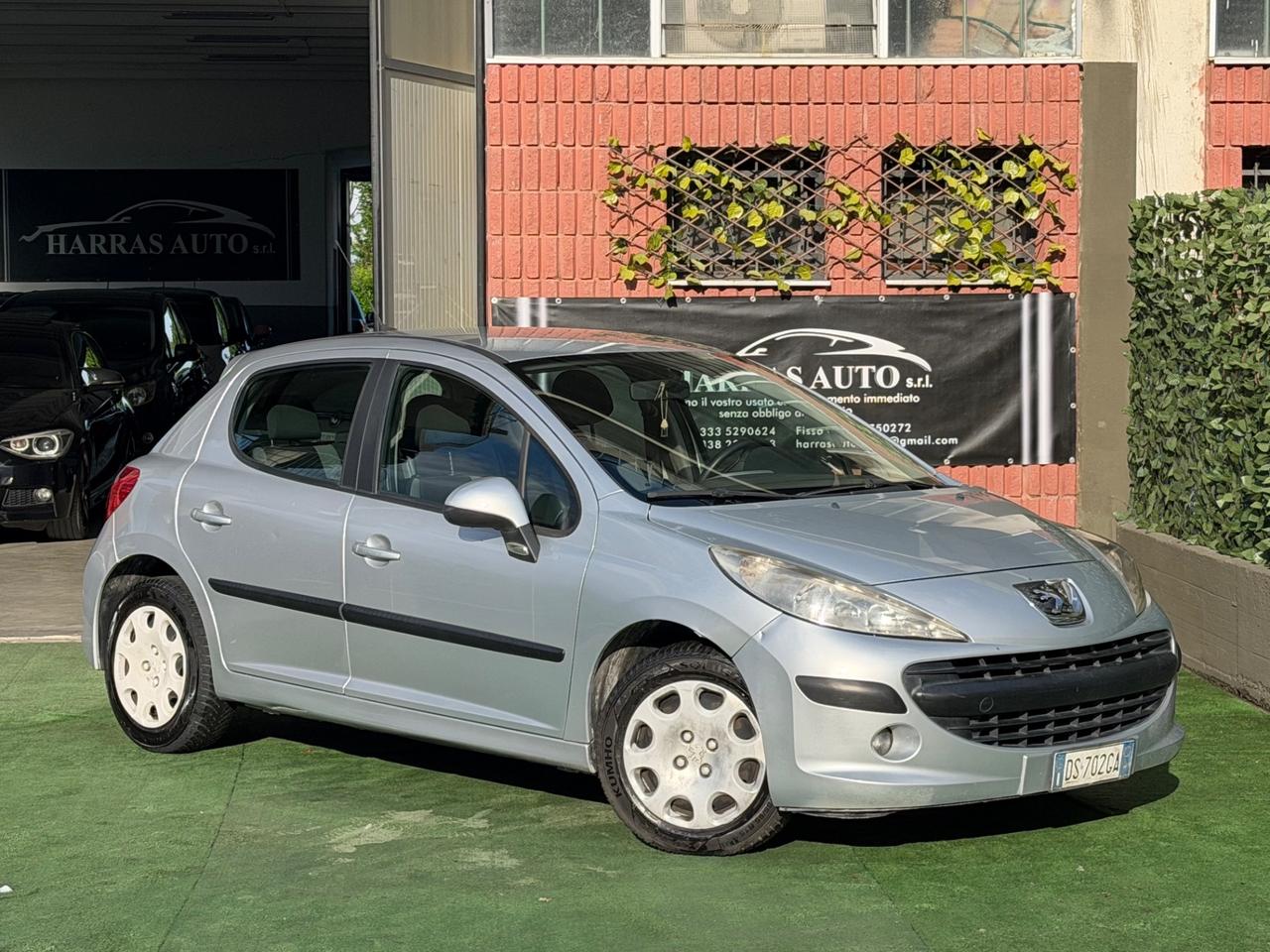 Peugeot 207 1.4 HDi 70CV 5p. ONE Line