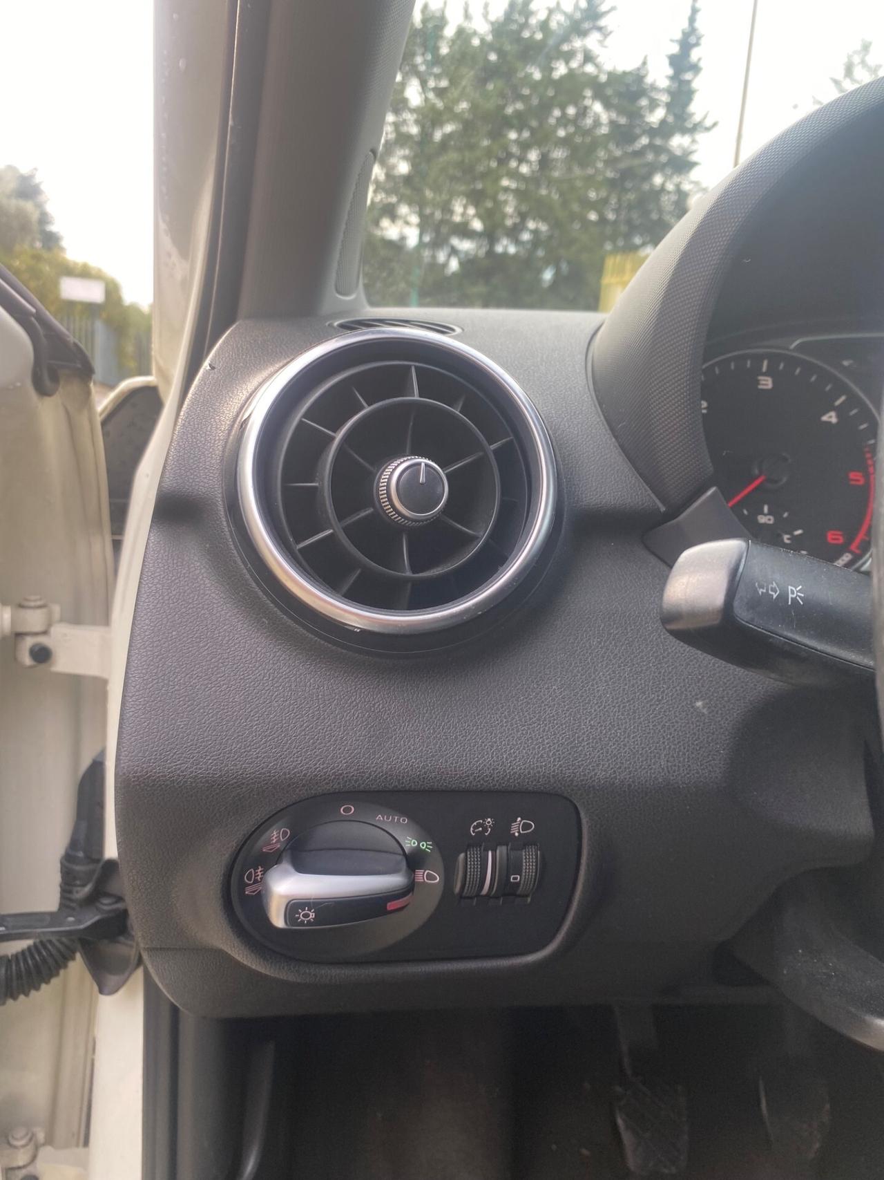 Audi A1 1.6 TDI 105 CV Ambition