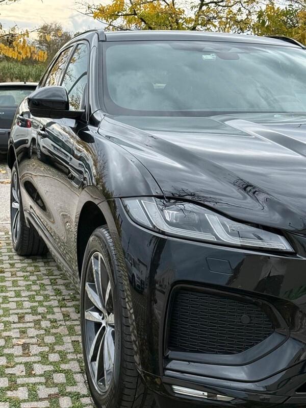 Jaguar F-Pace 2.0 D D200 AWD R-Dynamic SE AUTOM.(204CV) GAR 10 / 2028