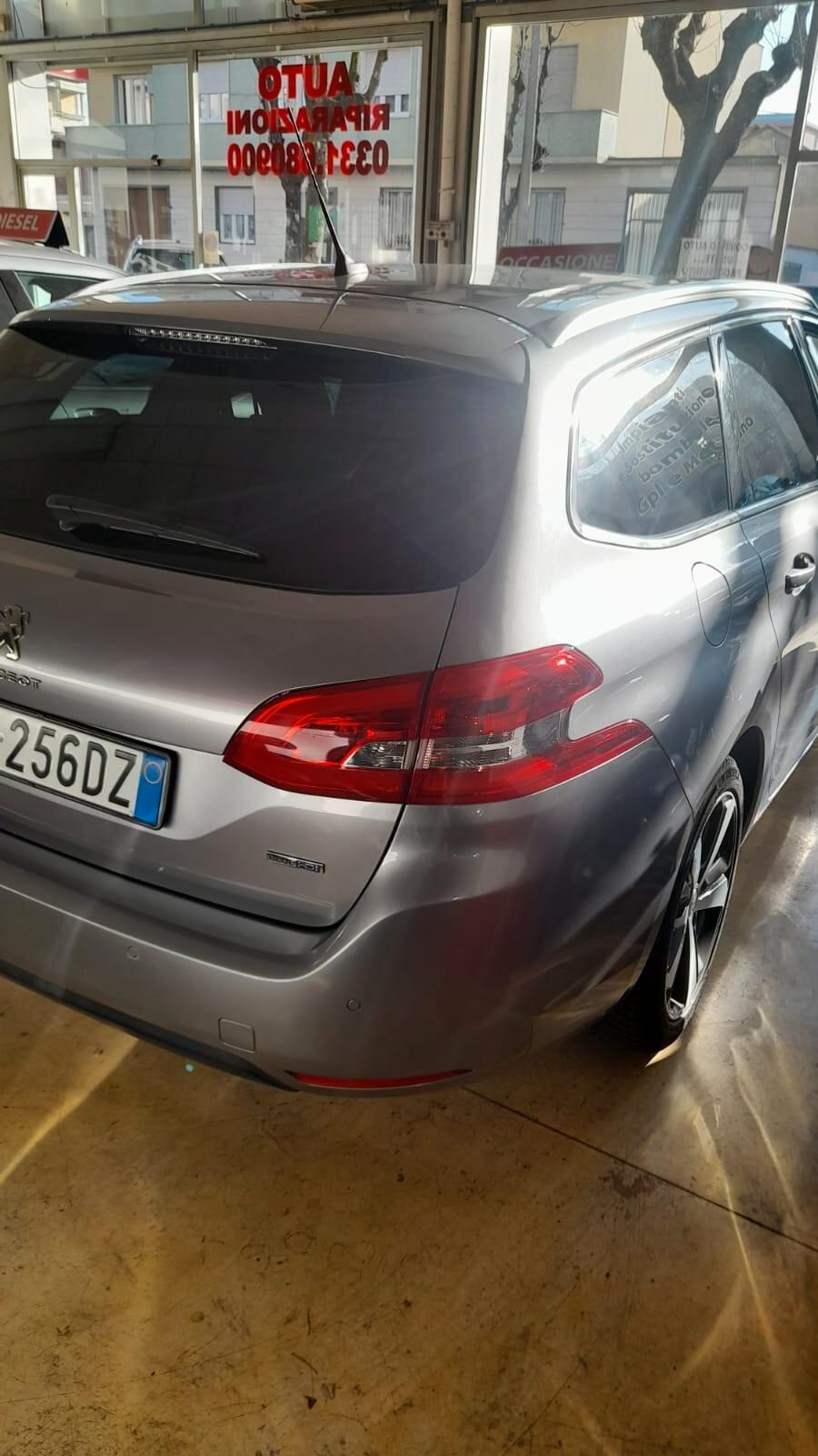 Peugeot 308 BlueHDi 120 S&S SW Business