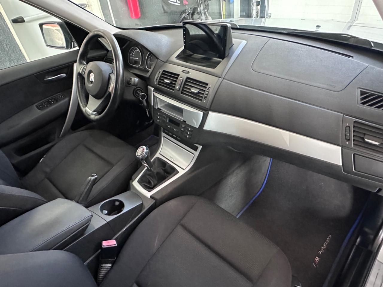Bmw X3 2.0d cat Futura