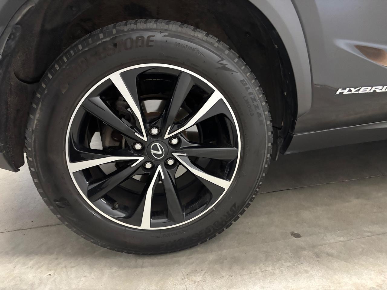 Lexus NX 300h Hybrid 4WD F-Sport FULL OPT.