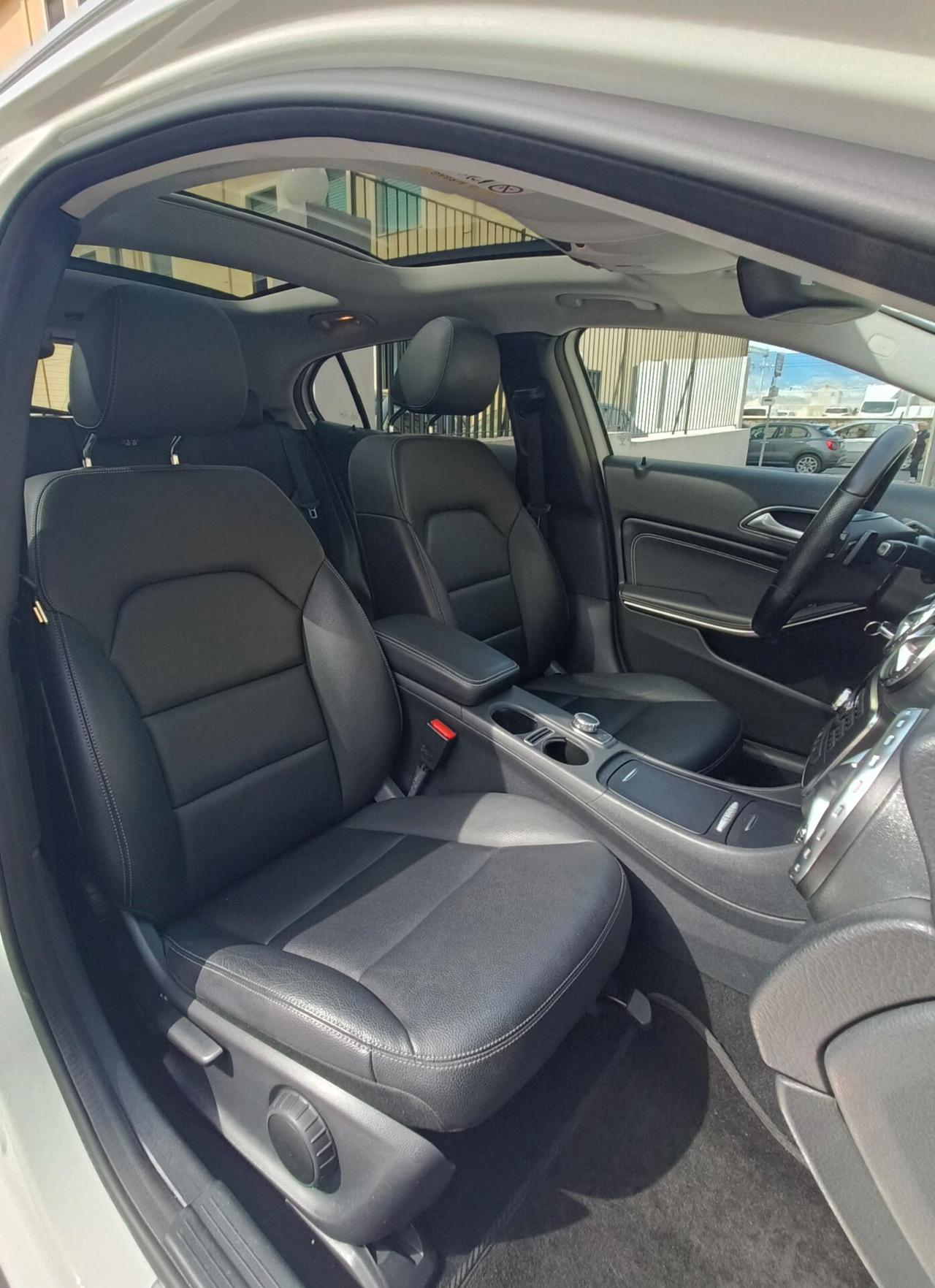 Mercedes-benz GLA 200 d Automatic 4Matic Premium