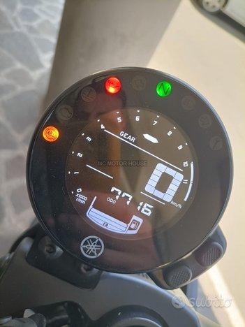 YAMAHA XSR 700 FINANZIABILE/GARANZIA/PERMUTE/euro5