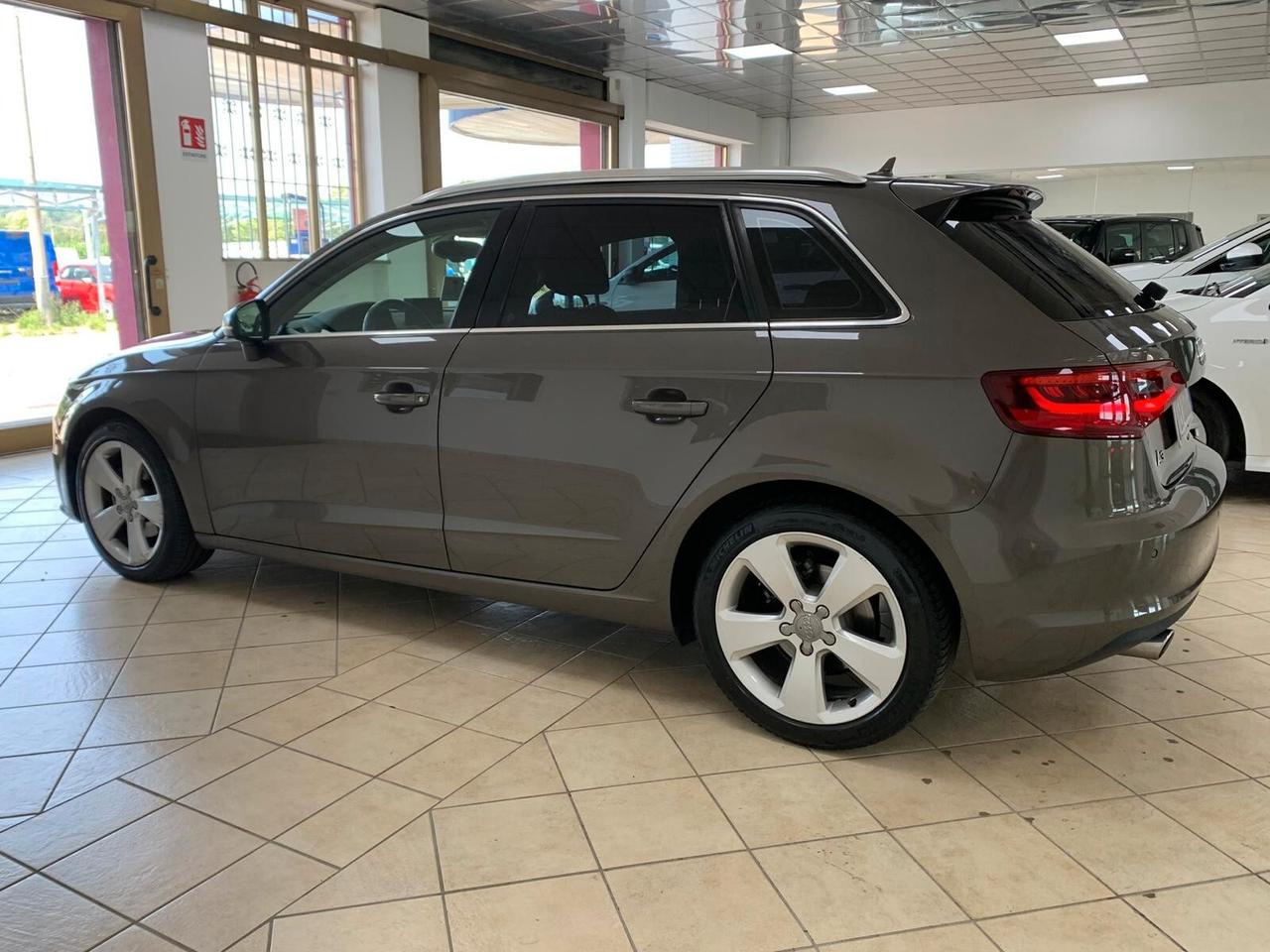 Audi A3 Sportback 1.6 TDI Attraction