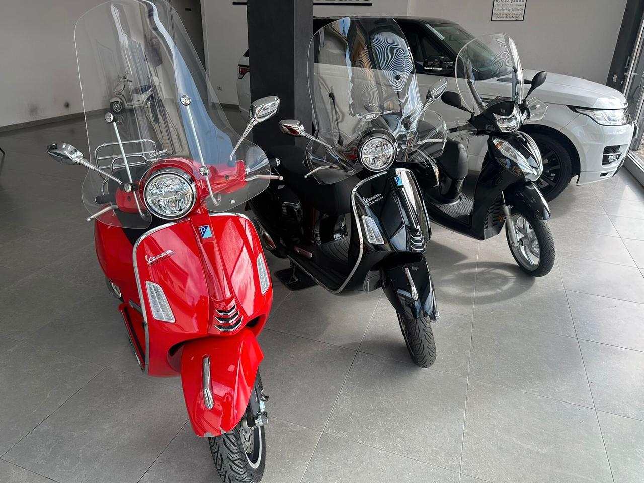 Piaggio Vespa 300 GTS hpe