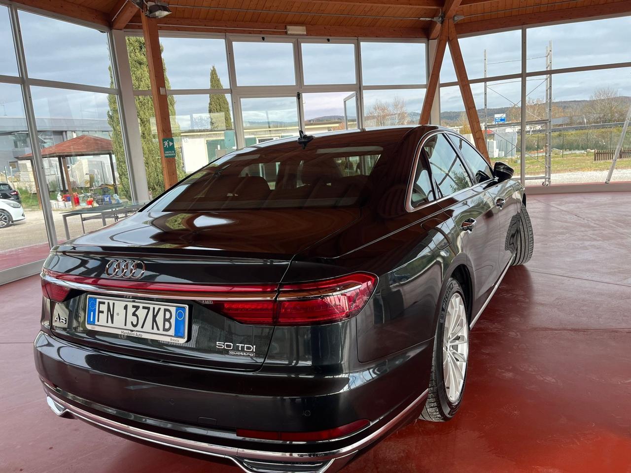 Audi A8 50 TDI 3.0 quattro tiptronic