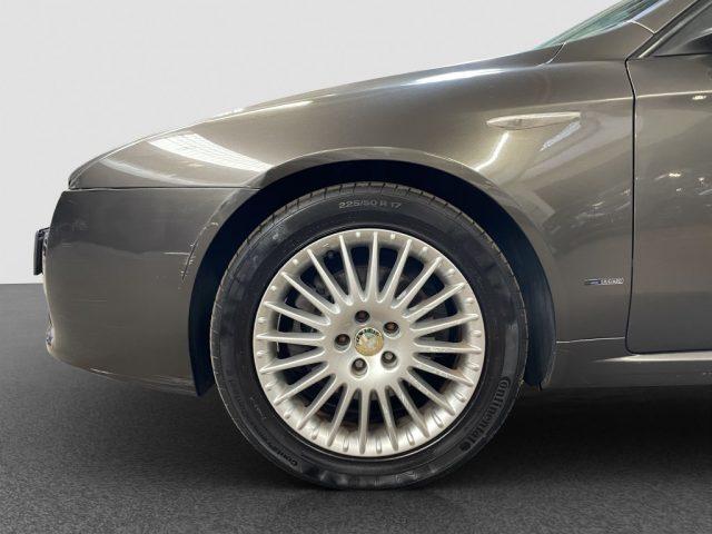 ALFA ROMEO 159 1.9 JTS 16V Sportwagon Distinctive