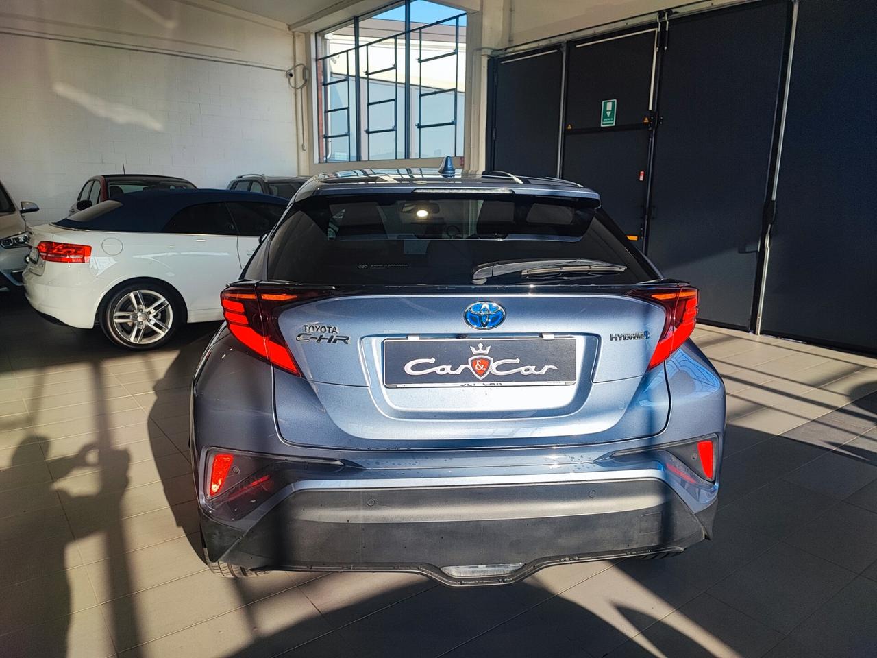 Toyota C-HR 1.8 Hybrid E-CVT Trend