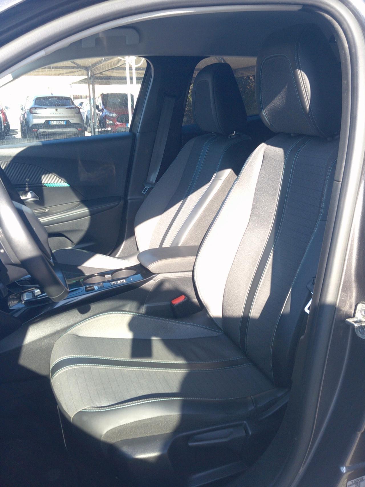 PEUGEOT 2008 1.5 BlueHDi 130cv EAT8 GT Pack