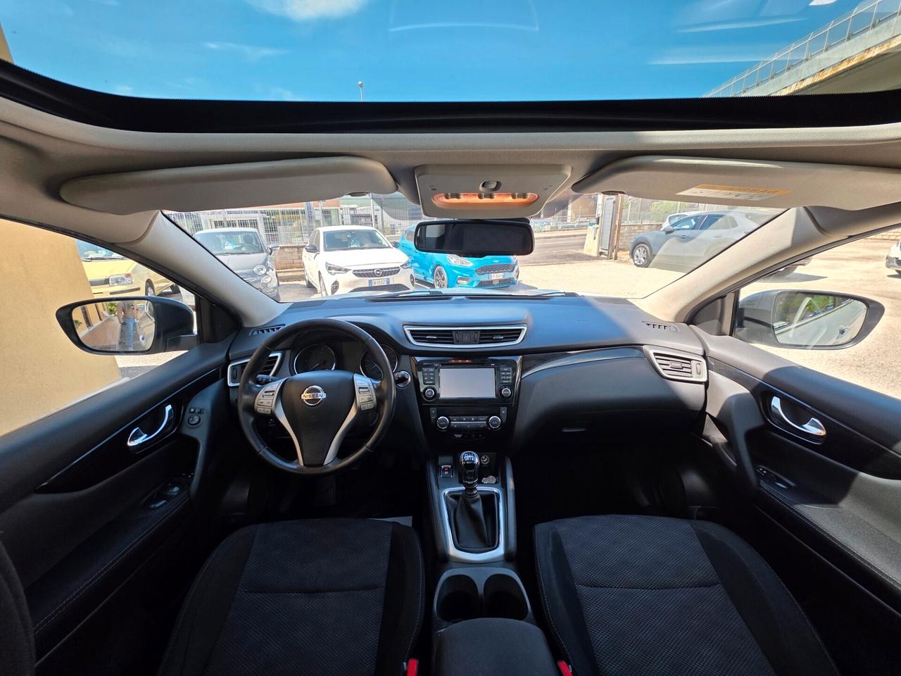 Nissan Qashqai 1.5 dCi N-Vision