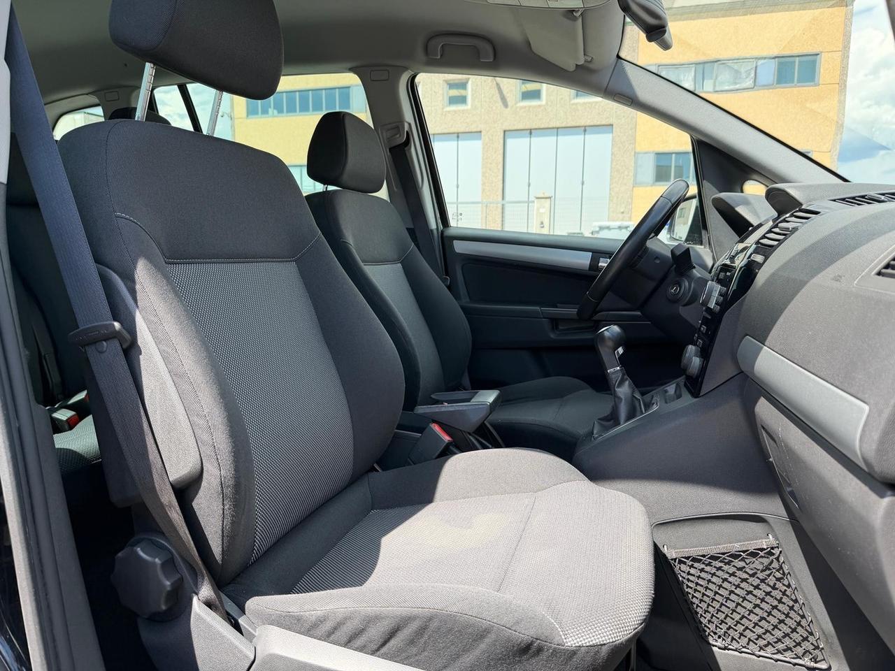 Opel Zafira 16V ecoM Turbo Cosmo 152000 KM