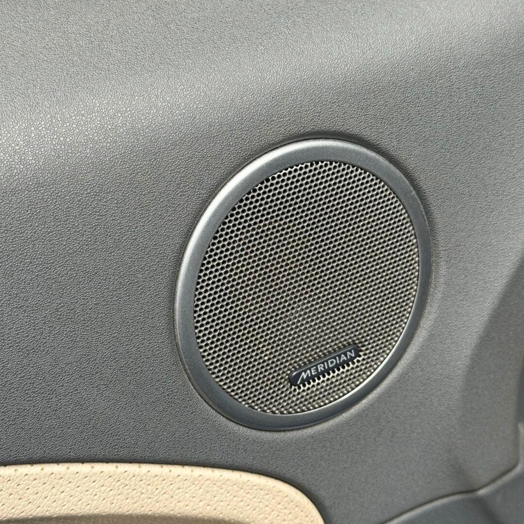 Range Rover Evoque 2.2 TD4 5p. Pure