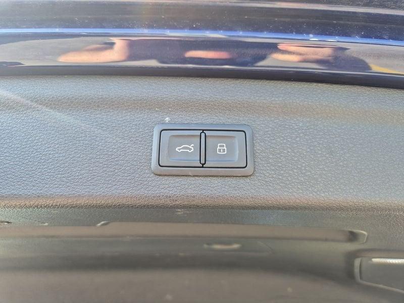 Audi Q3 35 2.0 tdi Business Advanced quattro s-tronic