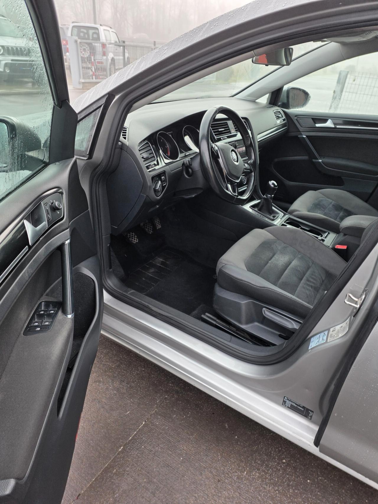 Volkswagen Golf 1.6 TDI 90 CV 5p. Esecutive BlueMotion Technology