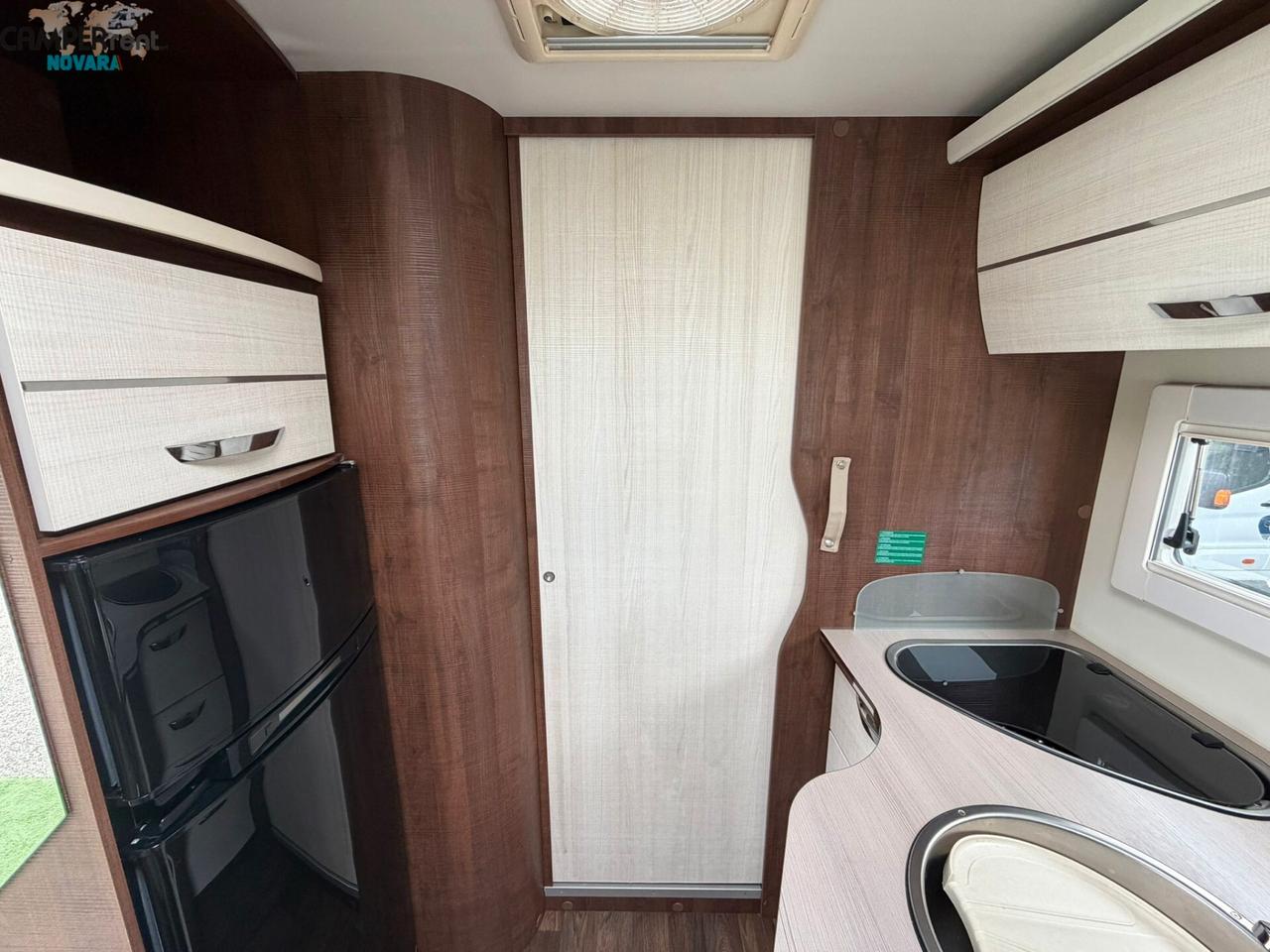 MCLOUIS NESS 73G - MOTORHOME CON LETTI GEMELLI IN CODA