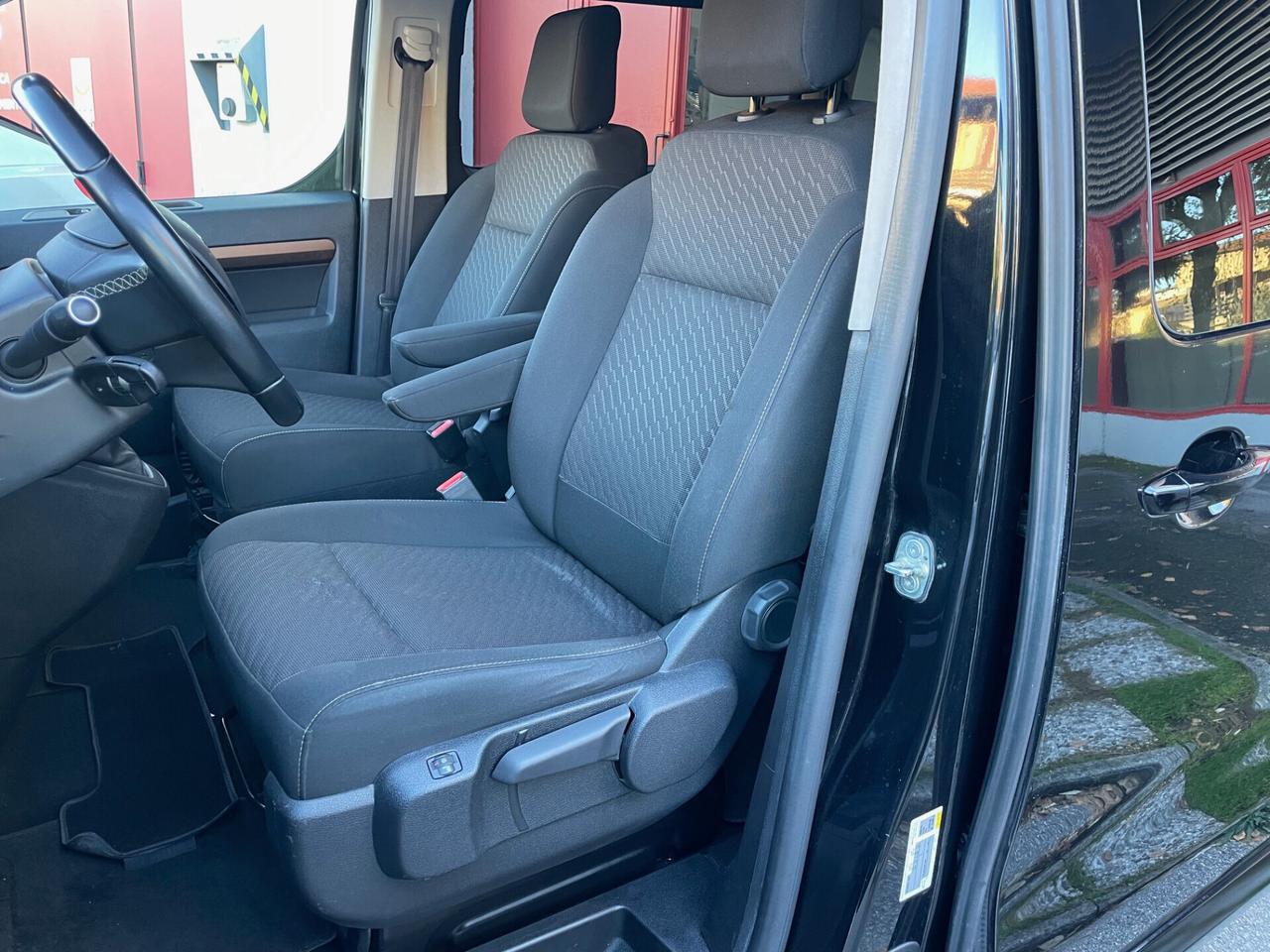 Toyota Proace Verso 2.0d 8 posti Executive