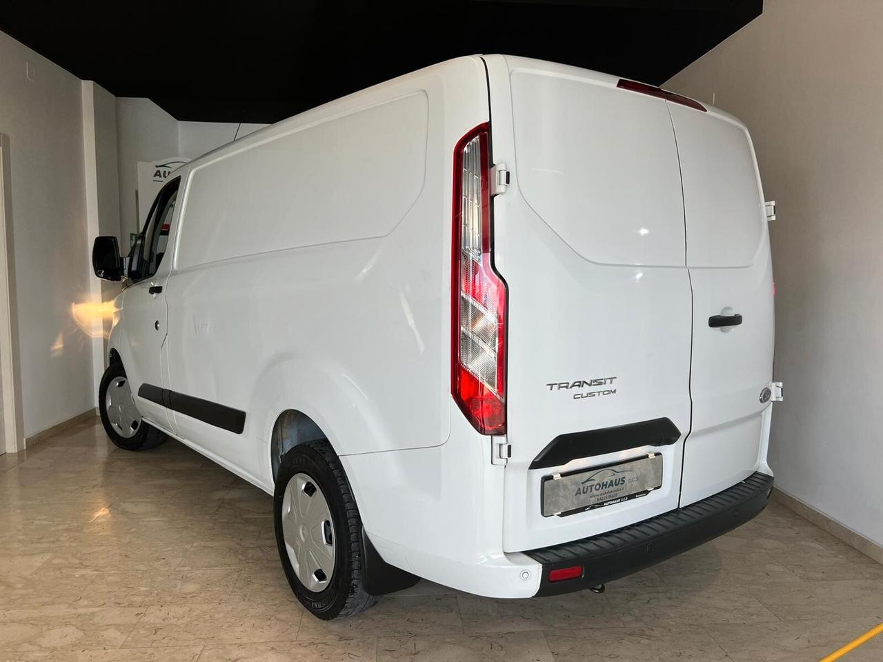 Ford Transit Custom 320 2.0 tdci 130 cv - Furgone