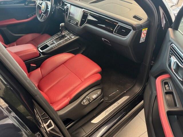 PORSCHE Macan 3.0 S