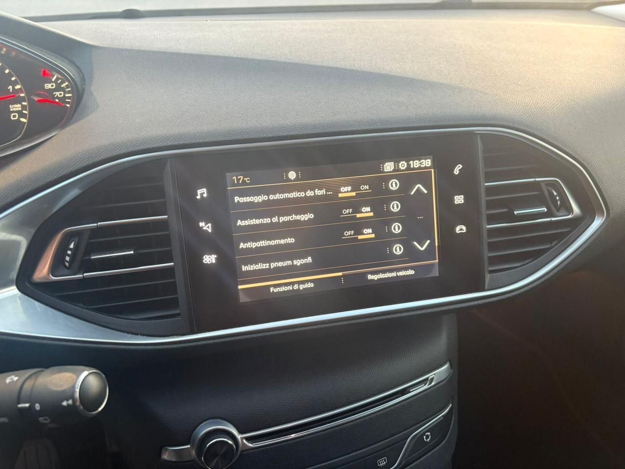 Peugeot 308 BlueHDi 120 S&S EAT6 Allure
