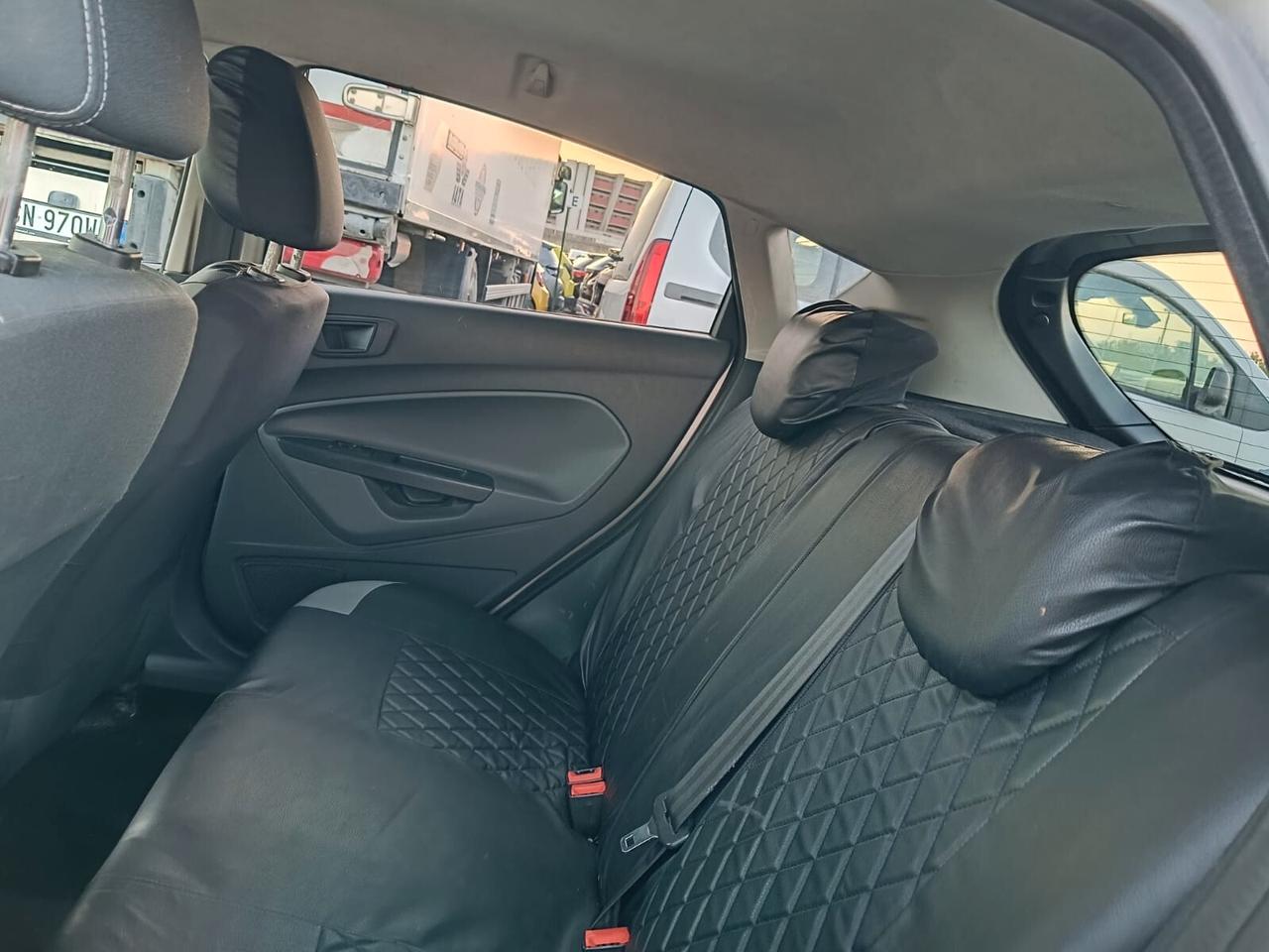Ford Fiesta 1.4 5 porte Bz.- GPL Titanium
