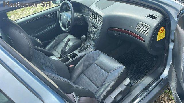 VOLVO V70 V70 II 2000 2.4 d5 Optima tg. CE107WR