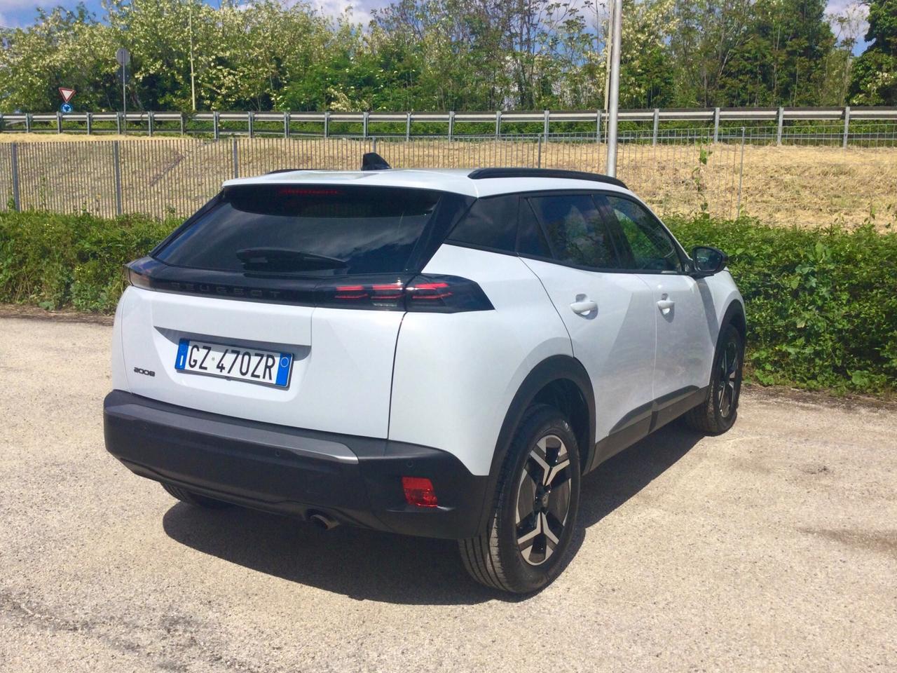Peugeot 2008 PureTech 100 Cv Allure