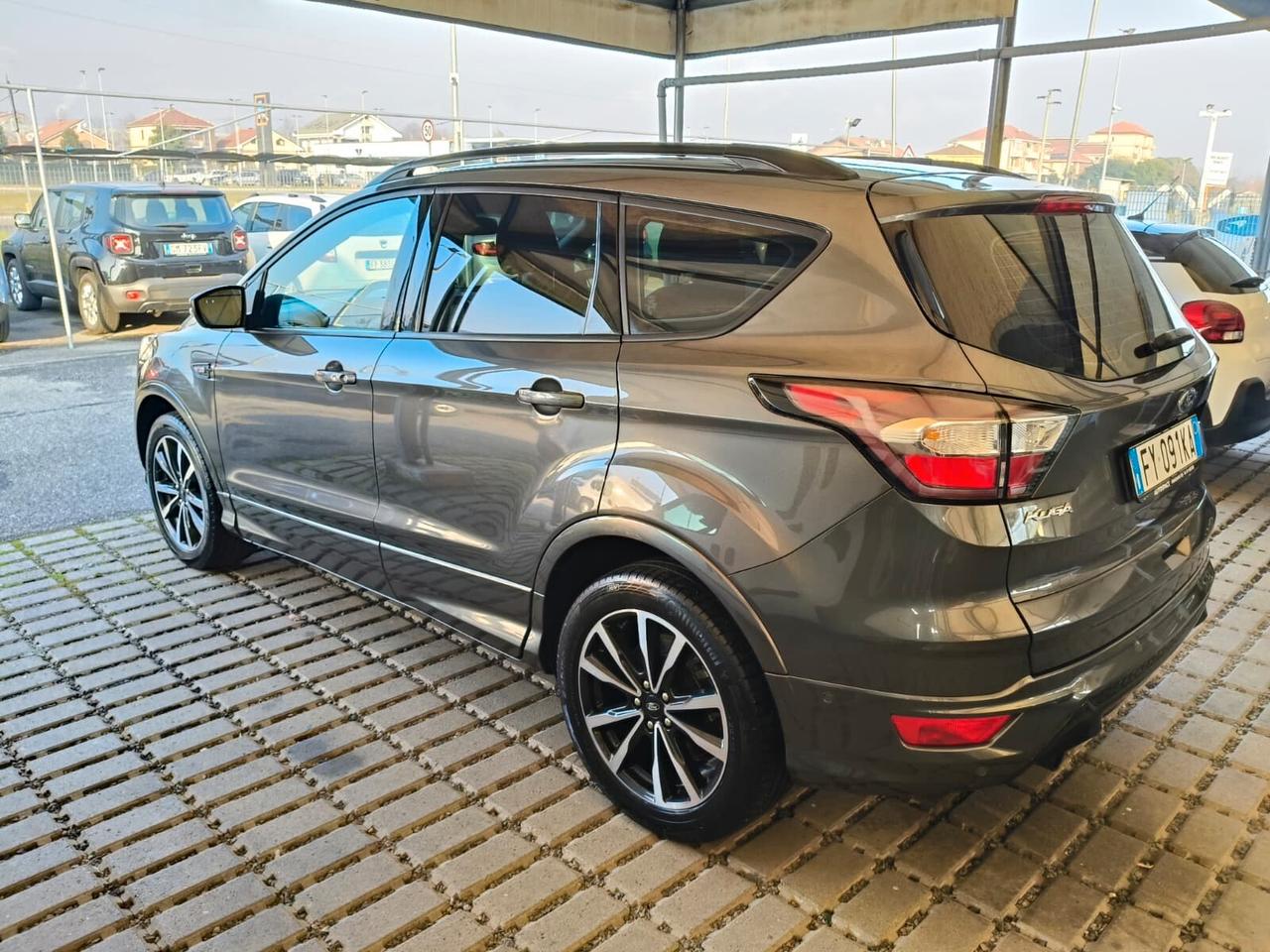 Ford Kuga 1.5 EcoBoost 120 CV S&S 2WD ST-Line