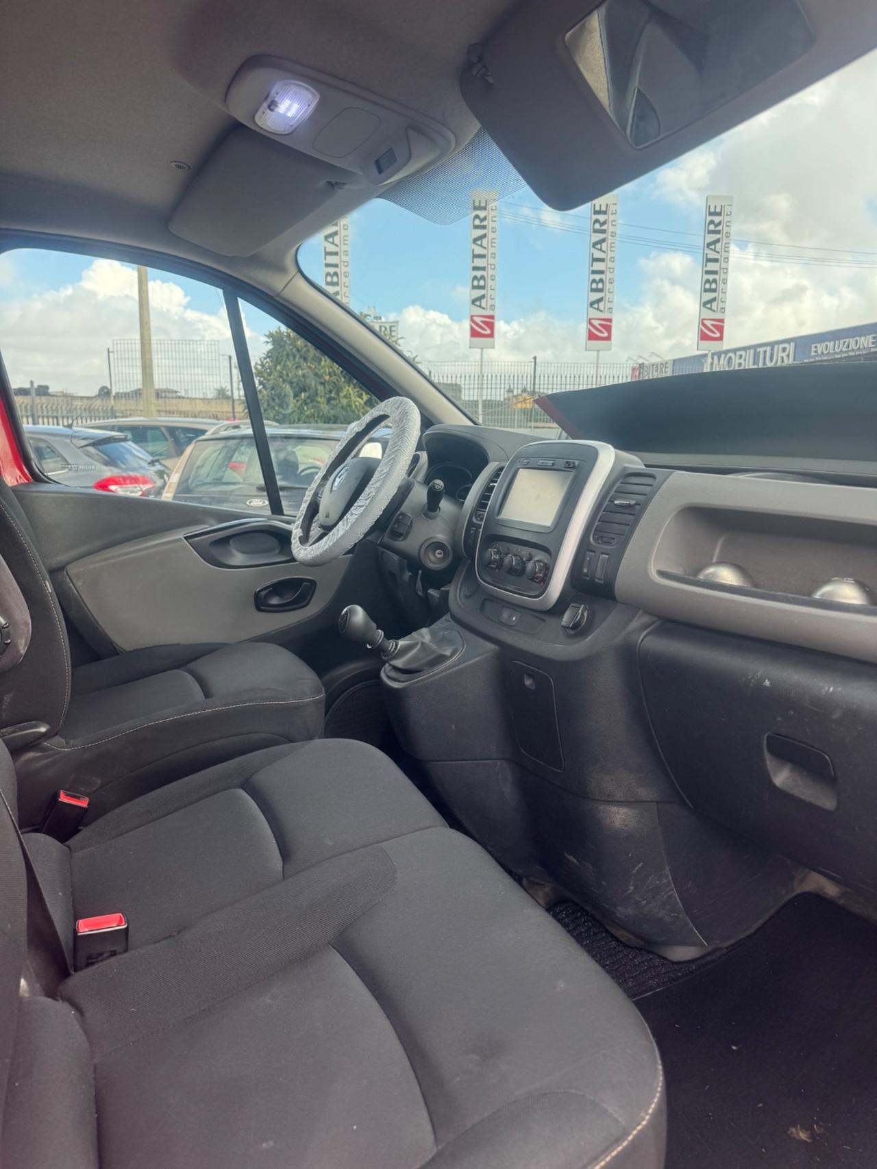 Renault Trafic 1.6 120CV Passo Lungo