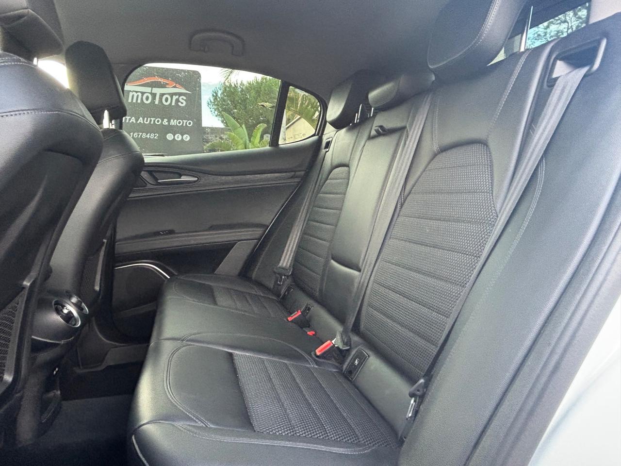Alfa Romeo Stelvio Q4