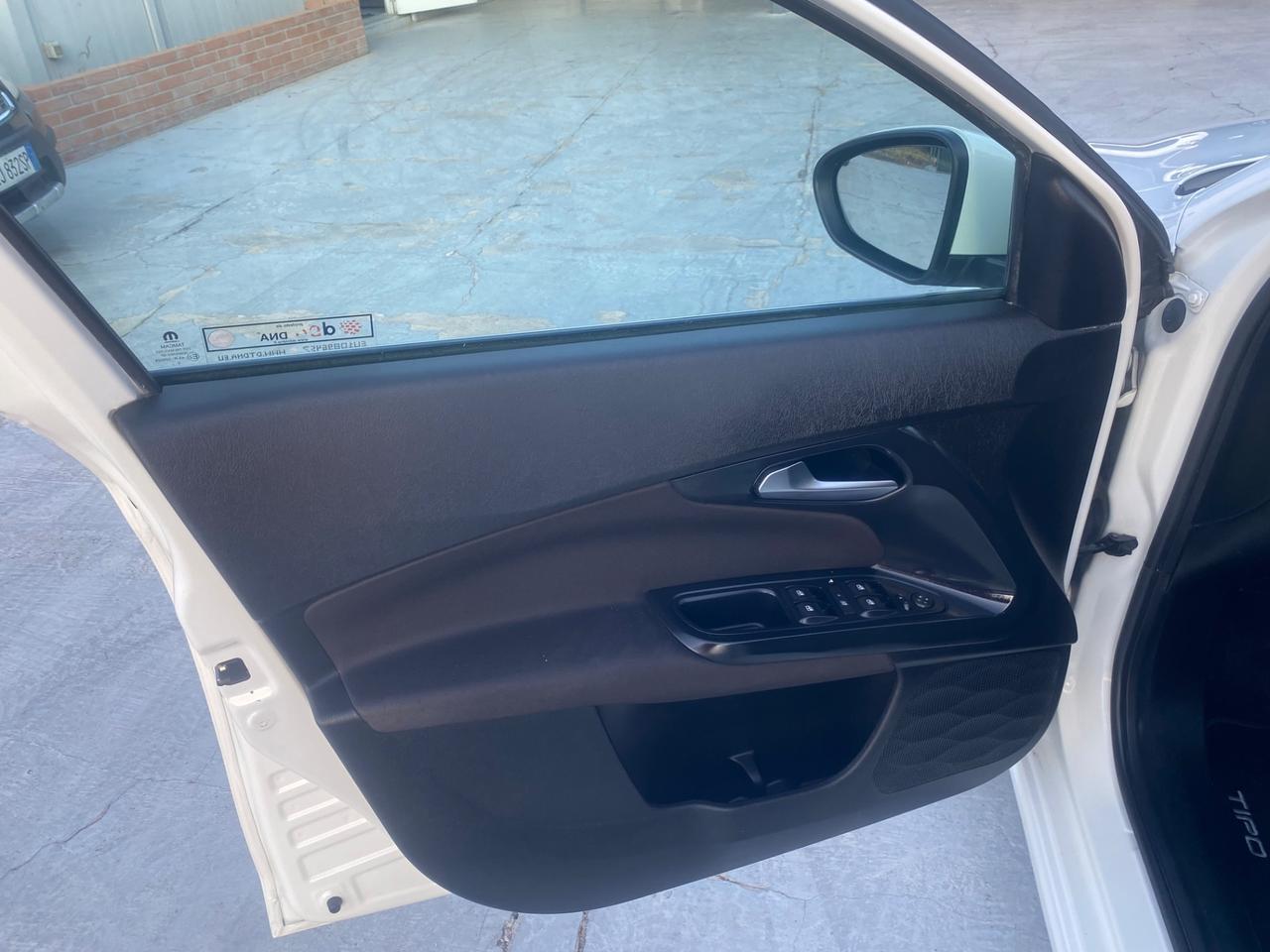 Fiat Tipo 1.6 Mjt 4 porte Lounge
