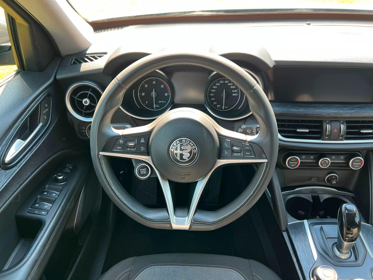 Alfa Romeo Stelvio 2.2 Turbodiesel 160 CV AT8 RWD Sport-Tech