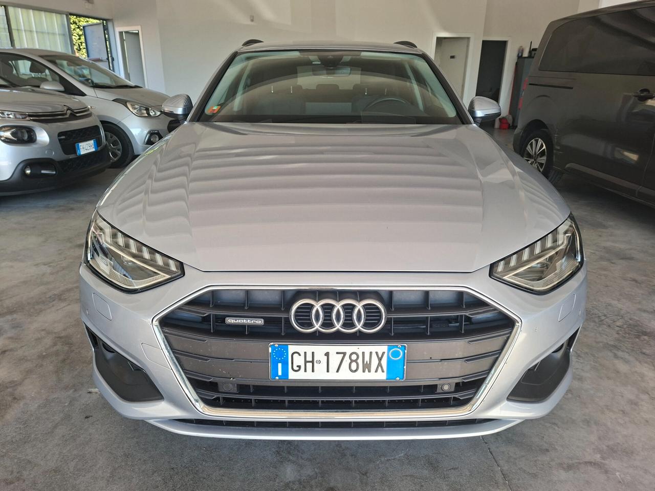 Audi A4 2.0 TDI EURO 6D / AUTOMATICO / 190CV / 4X4