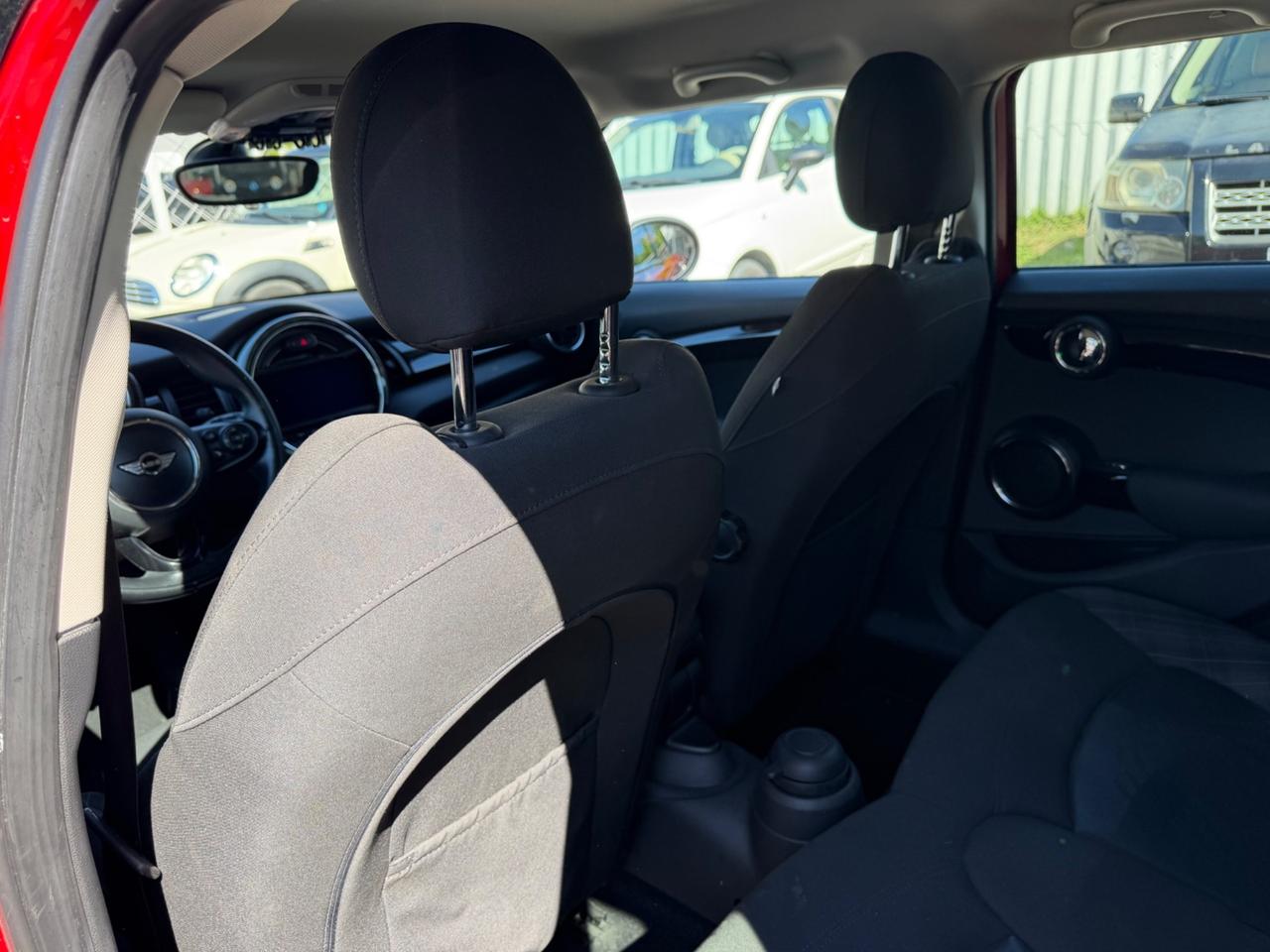 Mini 1.5 Cooper D Business XL