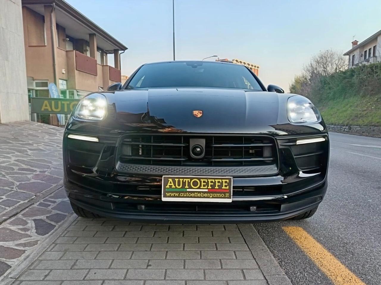 Porsche Macan 2.0 265CV *30.400 KM*, UFF., UNICOPROP., IVA ESPOSTA