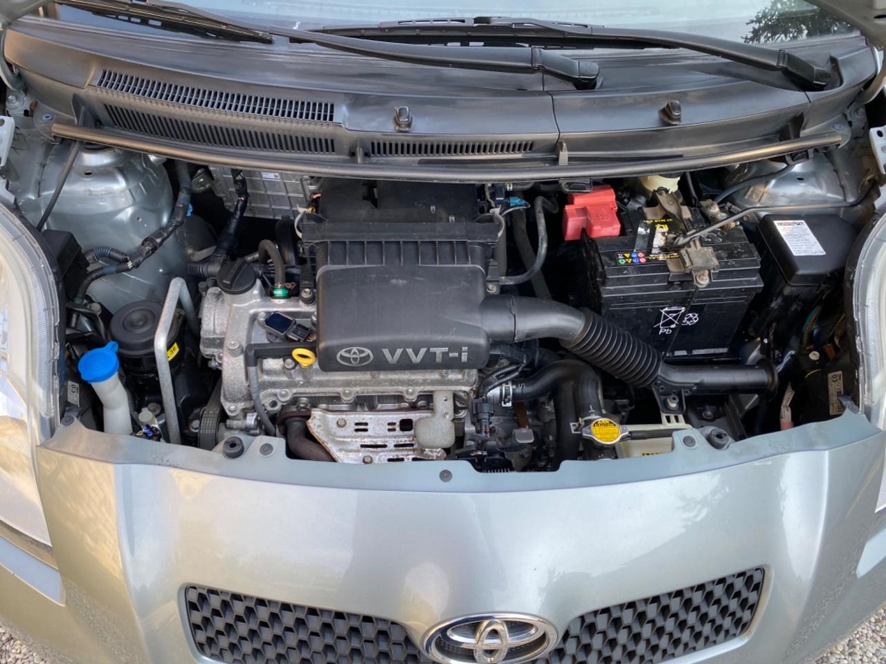Toyota Yaris 1.3 3 porte