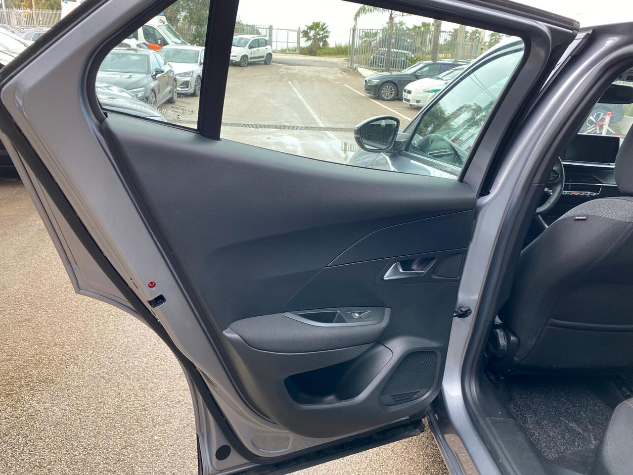 Peugeot 2008 BlueHDi 110 S&S Active