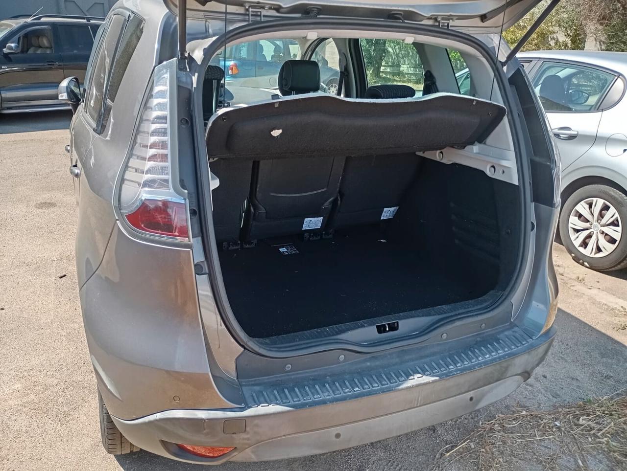 Renault Scenic Scénic xmod CDI SES BOSE