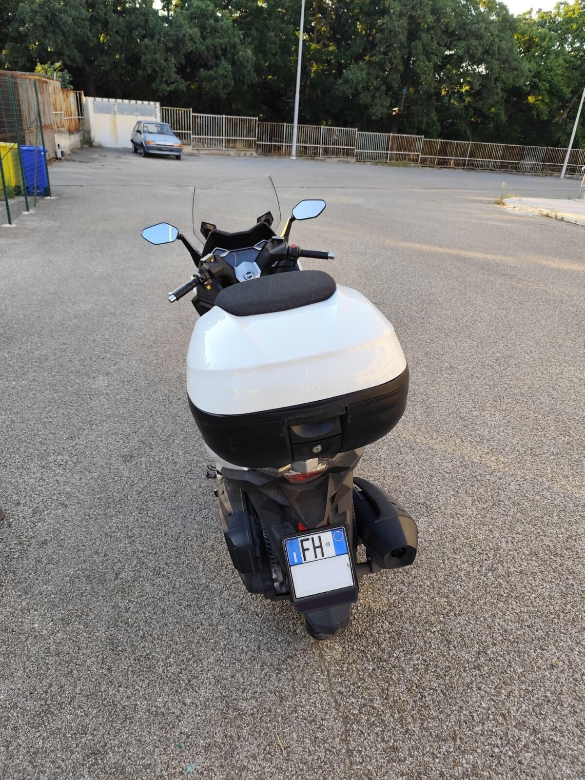 Sym Cruisym 300 2023