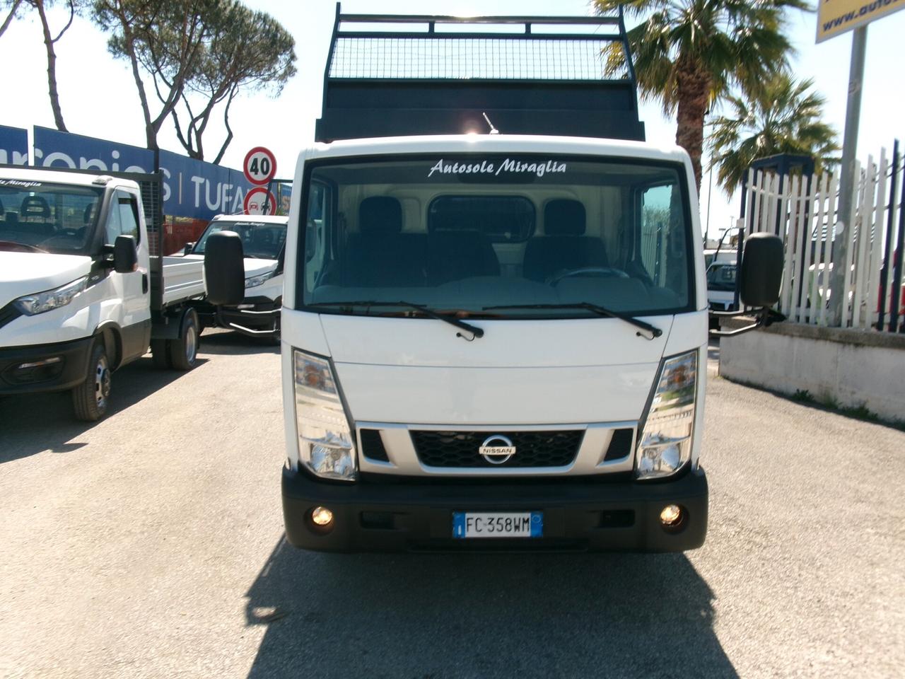 Nissan Cabstar NT400 35-12 2.5 120CV E5 RIBALTABILE TRILAT 134000 KM TAGLIANDATO