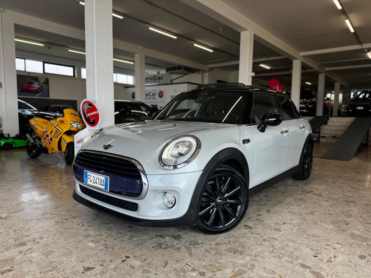 Mini 1.5 Cooper D Hype 5 porte 12/2016 Euro 6B